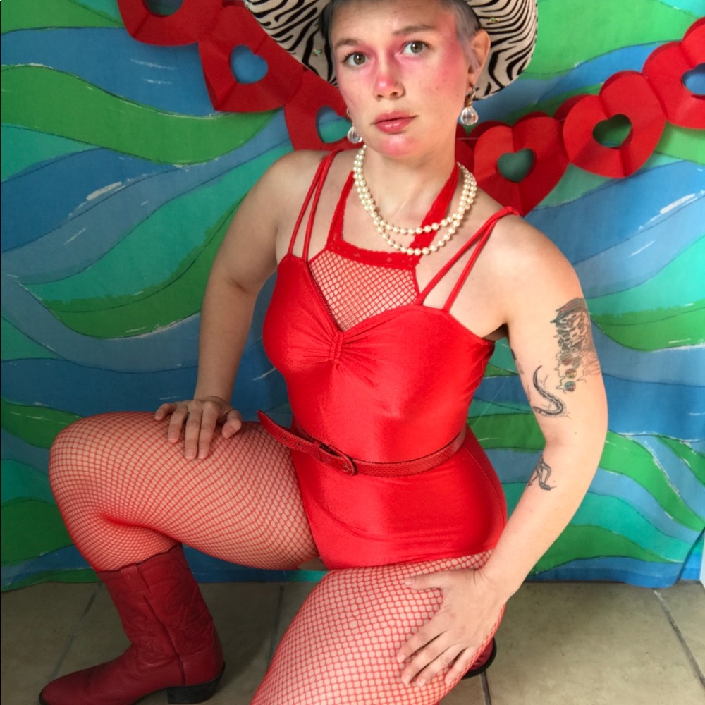 vintage 90s red one piece swimsuit ruched bust - Picture 5 of 5